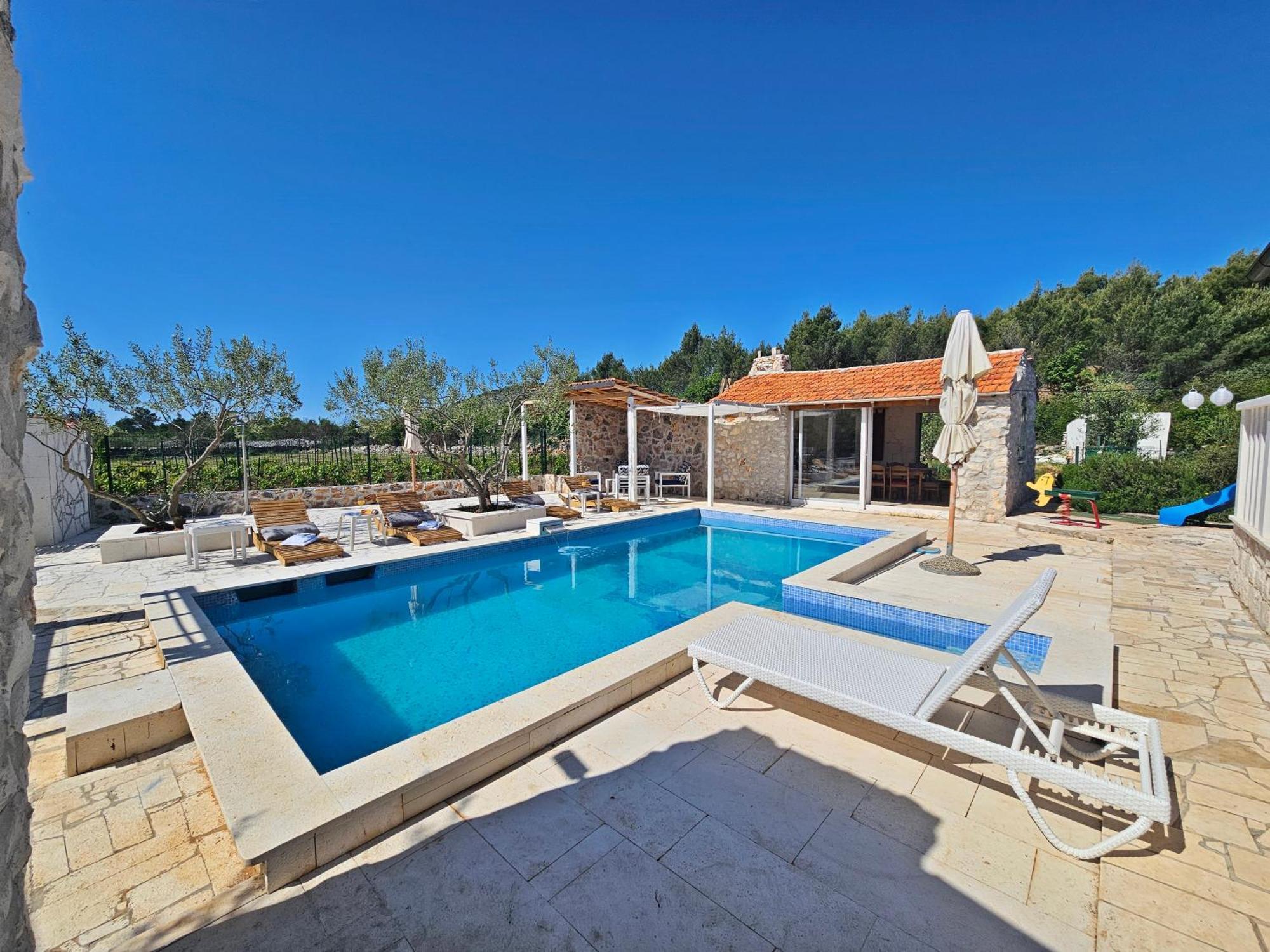 Flamingo - House With Private Pool Villa Gornji Seget Eksteriør billede